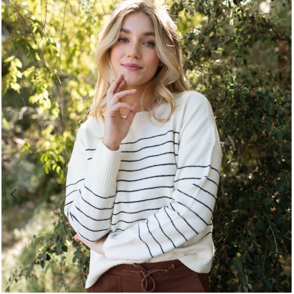 Cheyenne Pullover - Picture 2 of 3